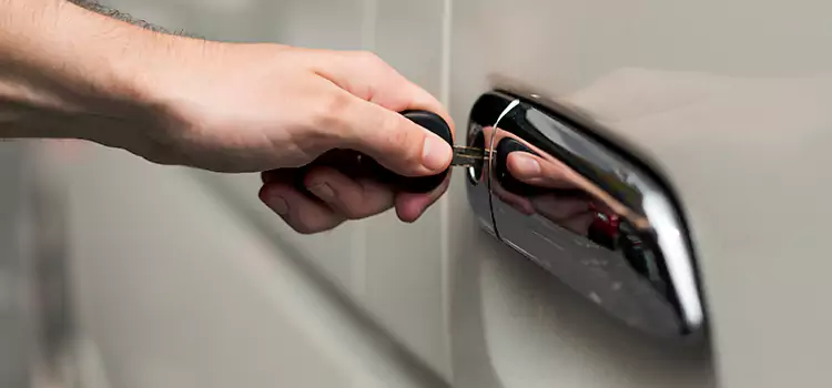 Why Choose Our Auto Locksmith Team in Bell, CA?